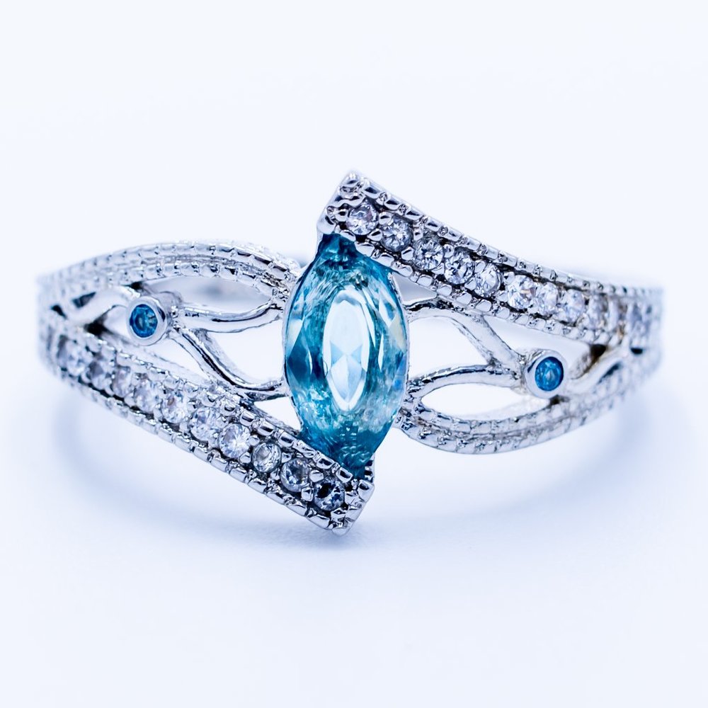 Aquamarine and Clear Zircon in Silver Ring